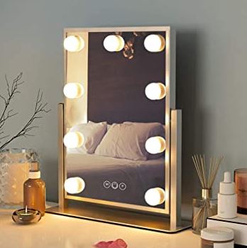 女優ミラーのおすすめ7選 卓上に壁掛け 持ち運びタイプまでそろっています 人気アイテムの感想を綴ってます